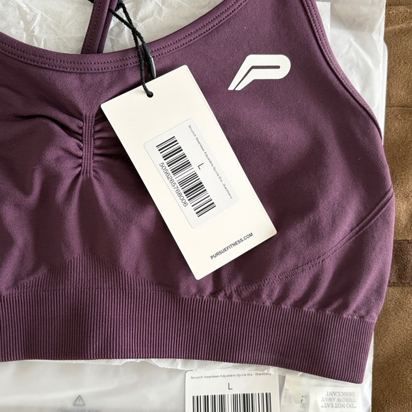 Pursue Fitness Scrunch Seamless Adjustable Sports Bra - Picture 6 of 10